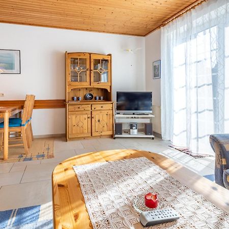 Haus Suedwind Apartment Хоокзил Екстериор снимка